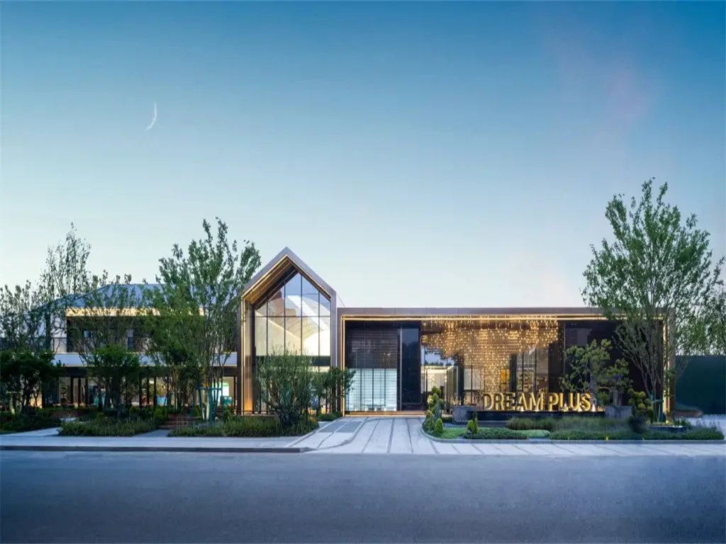 沿街商铺实景图