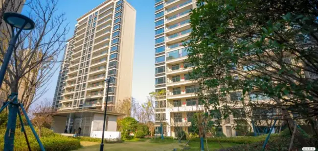 小区实景绿化图