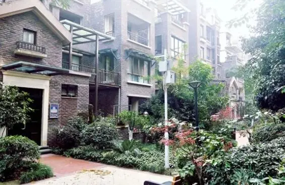 小区实景园林图