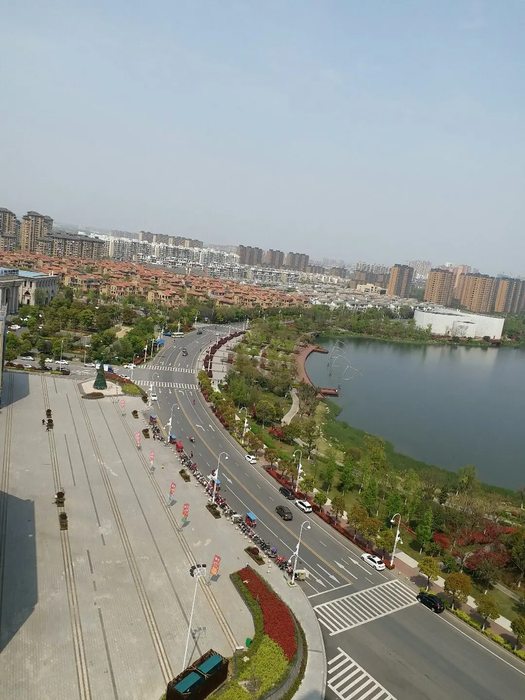 龙池路道路实景